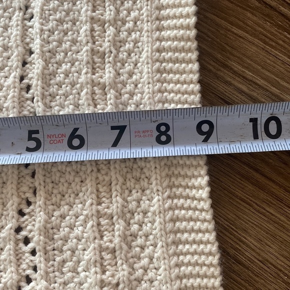 Vintage Talbots set. Cream cable knit wool scarf and hat. Winter autumn snow - Picture 6 of 7